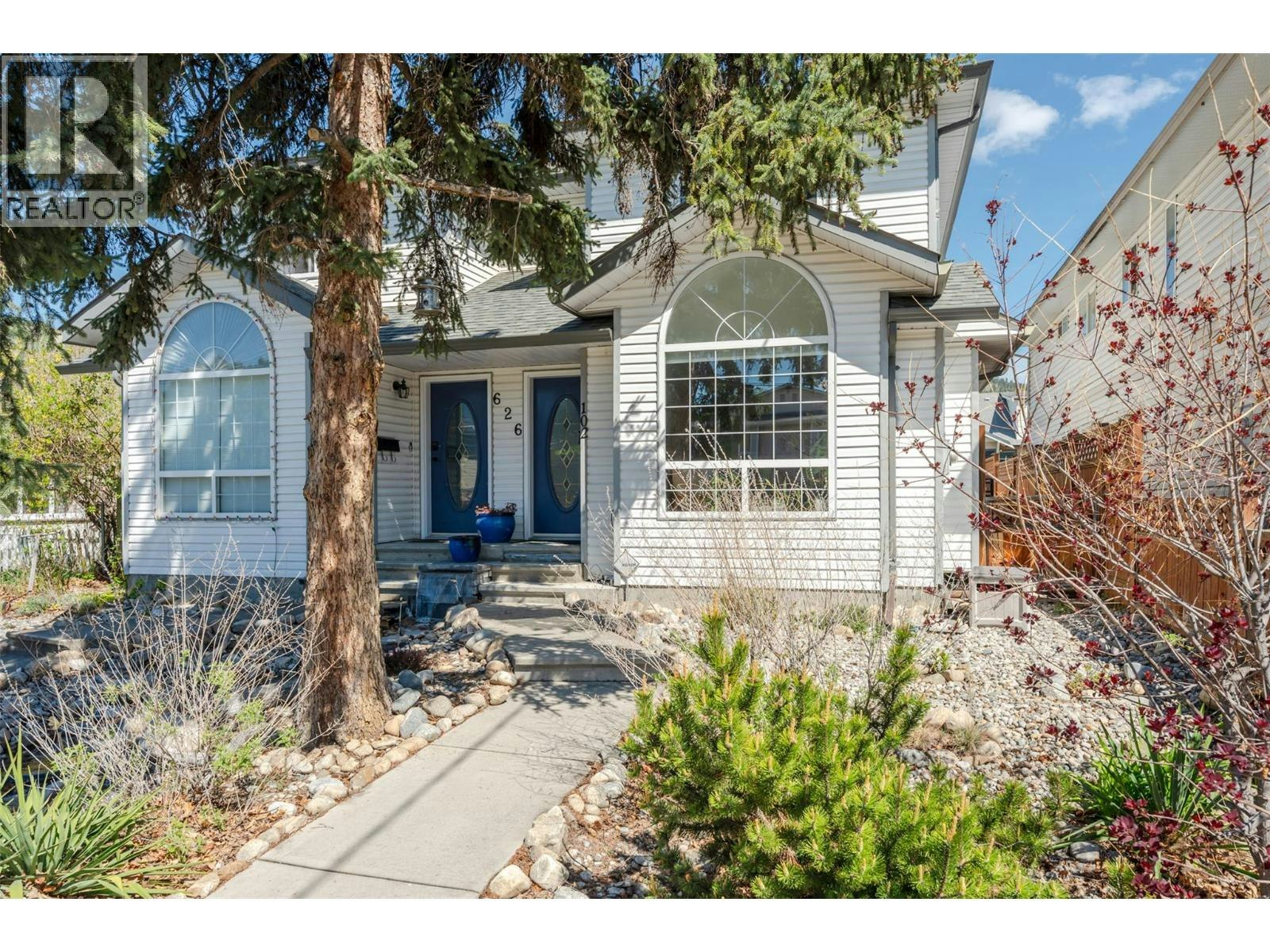 102-626 Van Horne Street, Penticton, BC, V2A 4L1