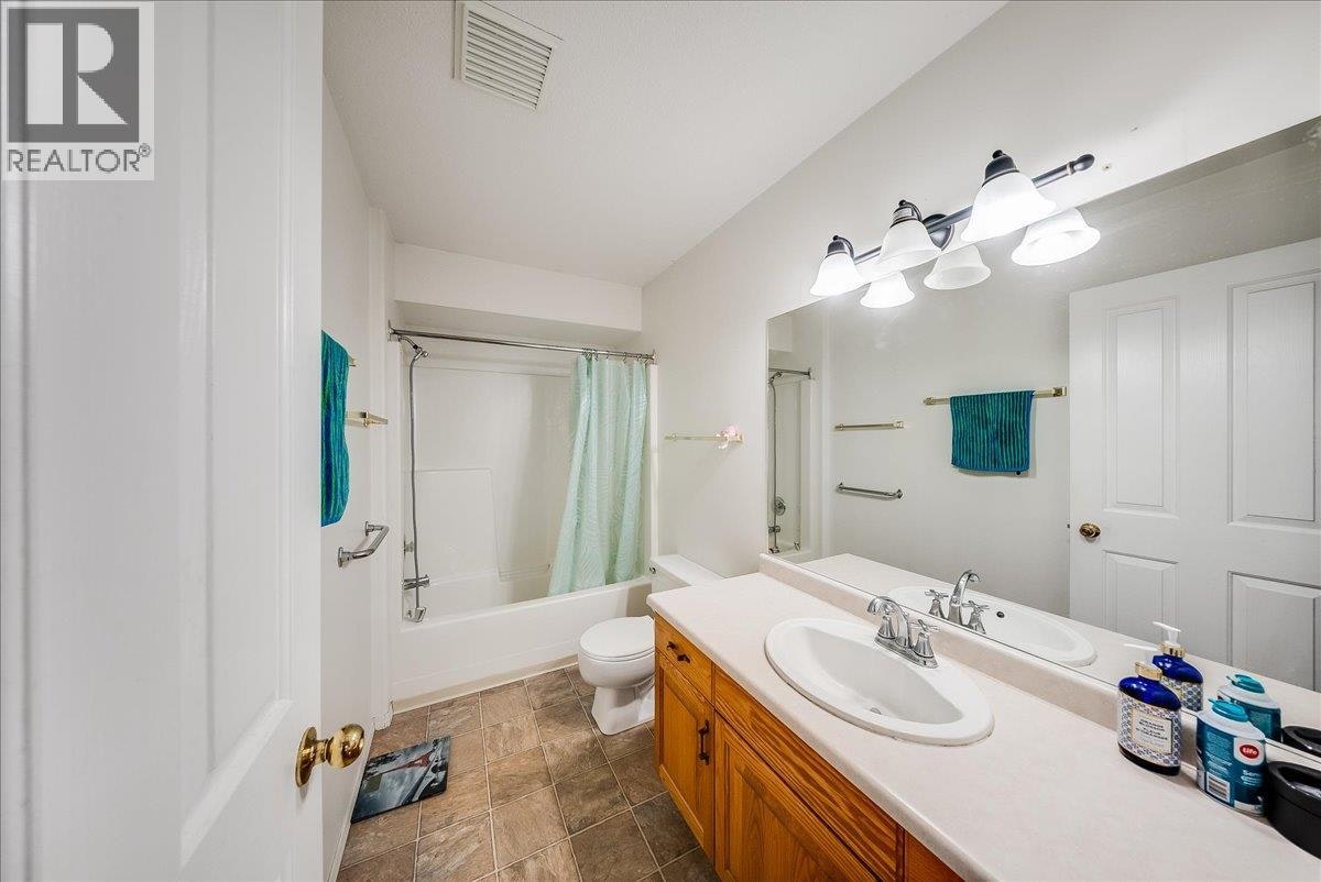 2507 Columbia Avenue, Castlegar, BC, V1N 2X4 - 19