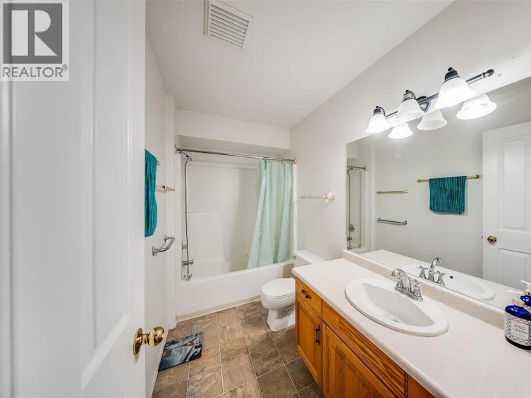 2507 Columbia Avenue, Castlegar, BC, V1N 2X4 - 19