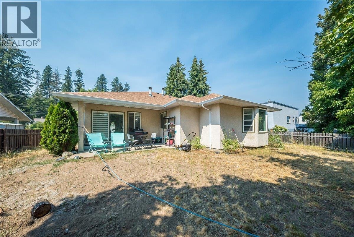 2507 Columbia Avenue - 5
