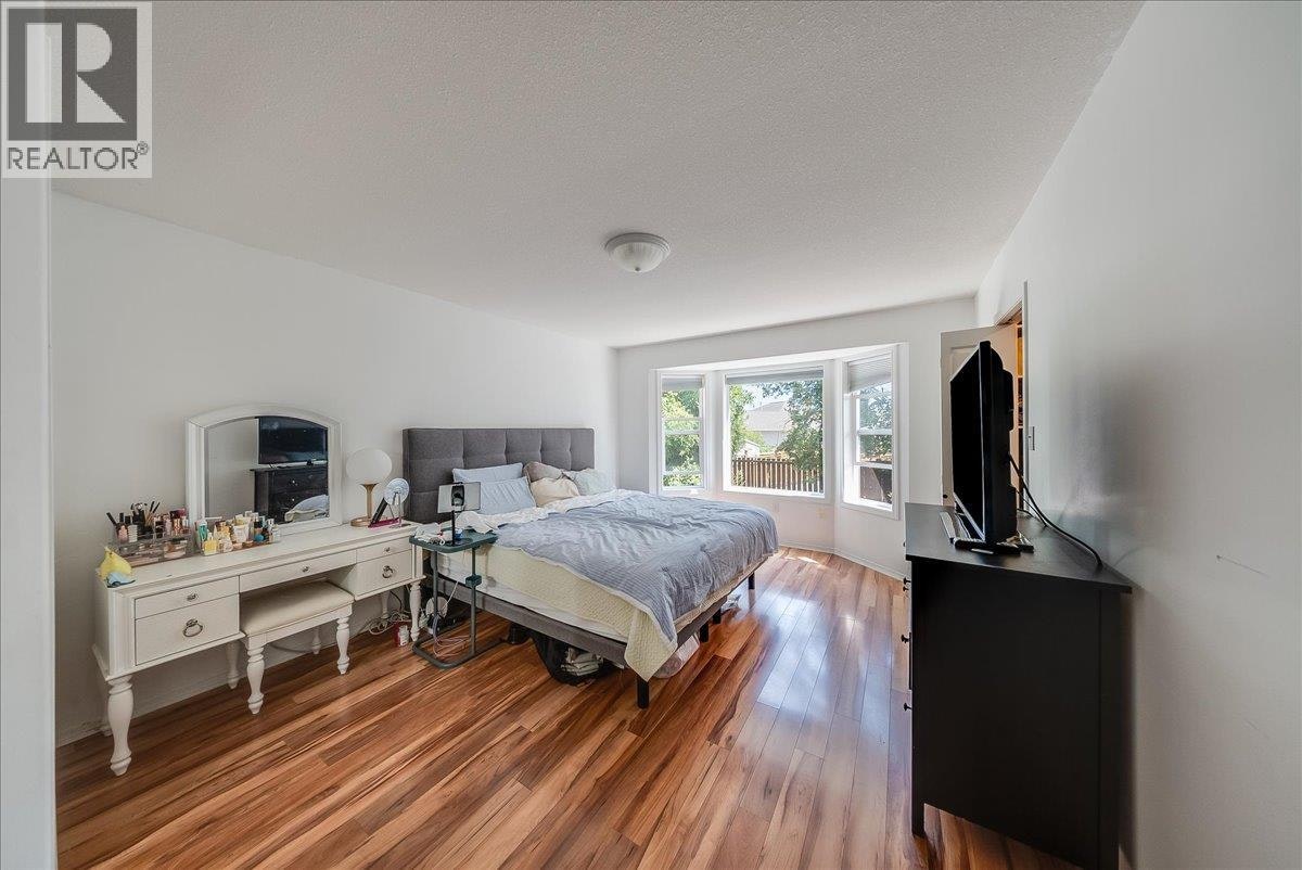 2507 Columbia Avenue, Castlegar, BC, V1N 2X4 - 20