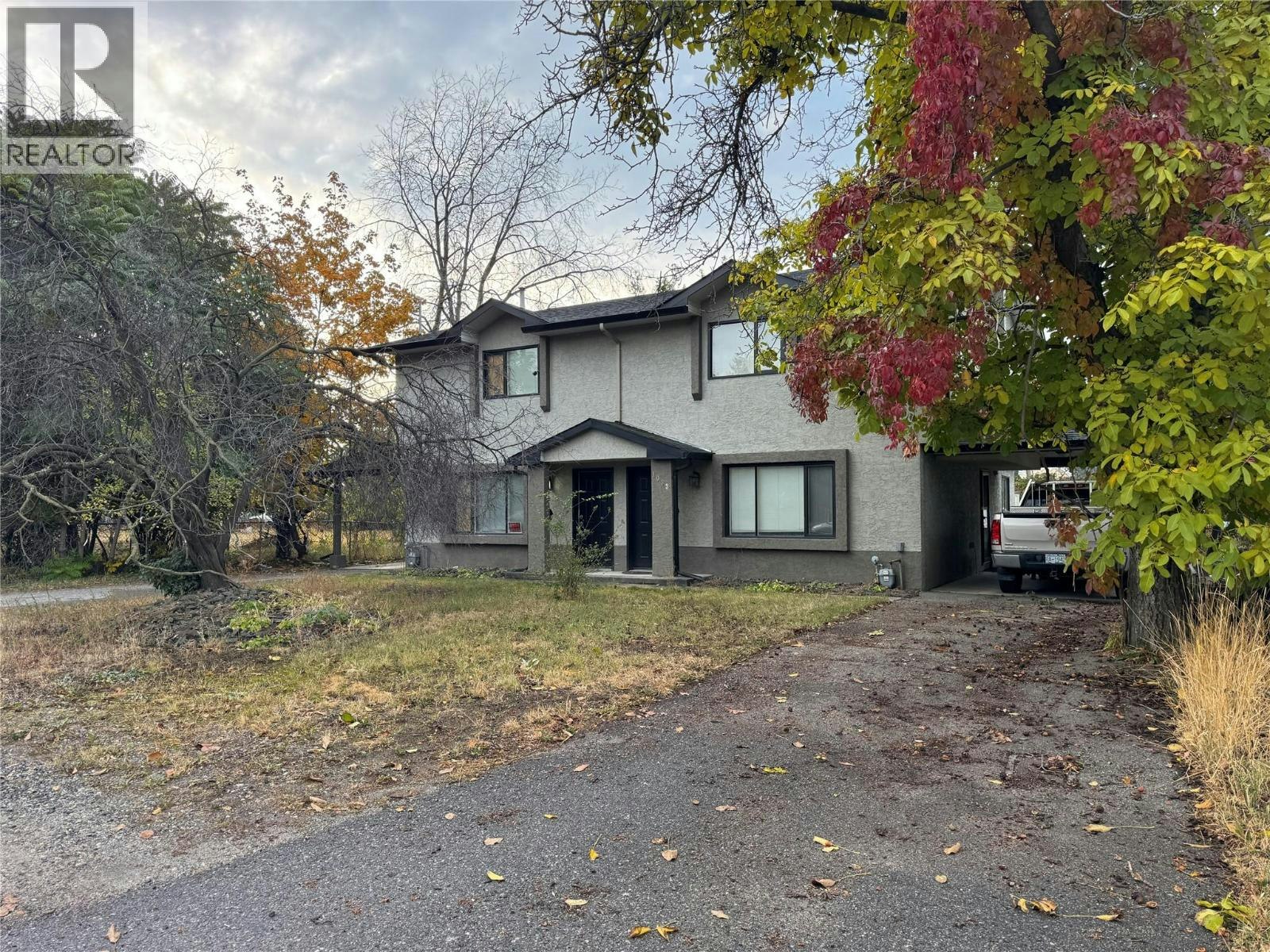 1033/1035 Laurier Avenue, Kelowna, BC, V1Y 6B2