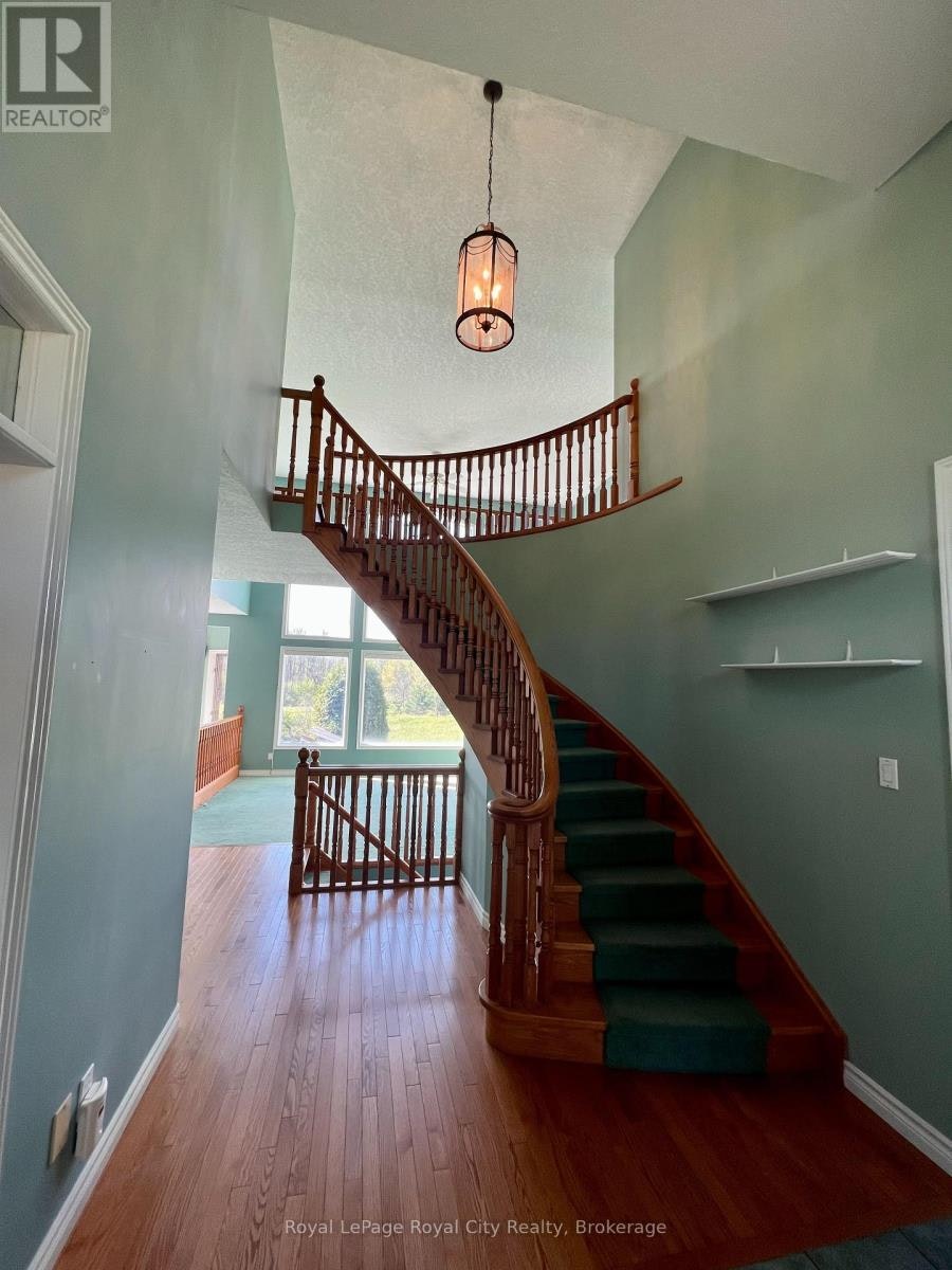 MAIN-287 Clair Road E, Guelph, ON, N1L 1H1 - 3