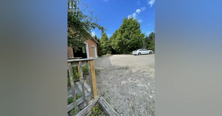 MAIN-287 Clair Road E, Guelph, ON, N1L 1H1 - 17