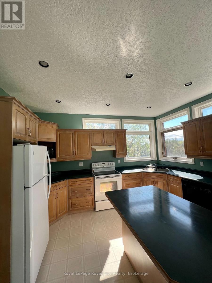 MAIN-287 Clair Road E, Guelph, ON, N1L 1H1 - 5