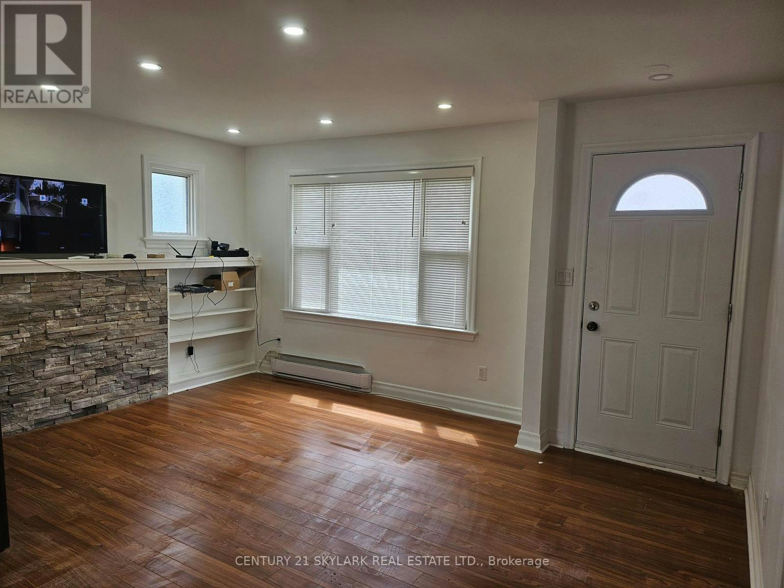 862 Armour Road, Peterborough, ON, K9H 2A2 - 8