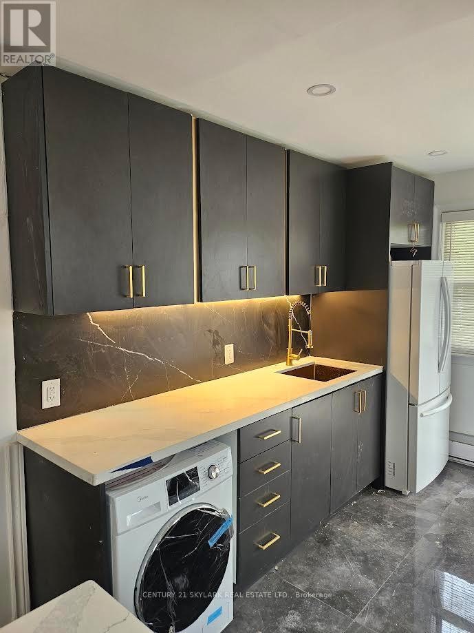 862 Armour Road, Peterborough, ON, K9H 2A2 - 3