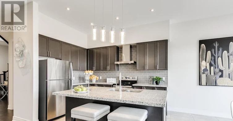 MAIN-72 Christine Elliott Avenue, Whitby, ON, L1P 0B9 - 12
