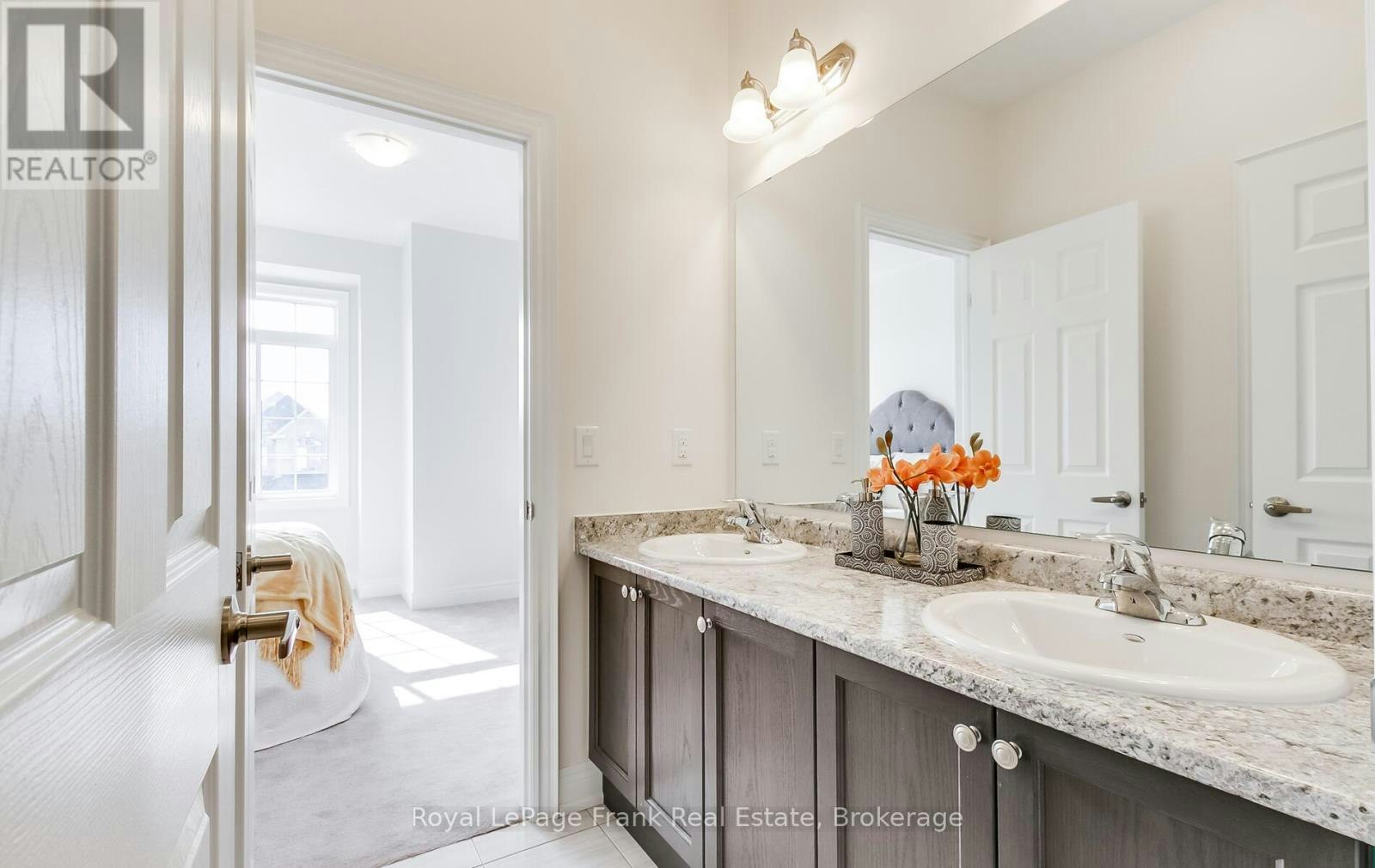 MAIN-72 Christine Elliott Avenue, Whitby, ON, L1P 0B9 - 22