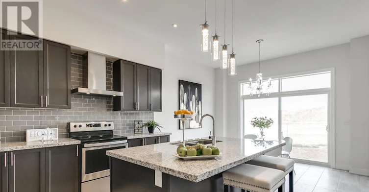 MAIN-72 Christine Elliott Avenue, Whitby, ON, L1P 0B9 - 13