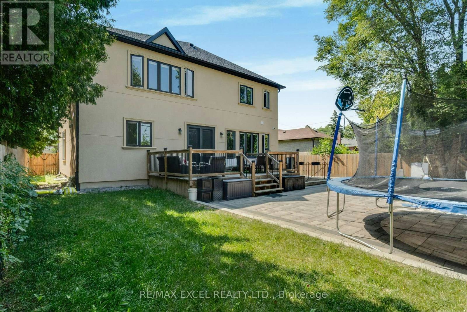49 Kenton Drive, Toronto, ON, M2R 2H9 - 49