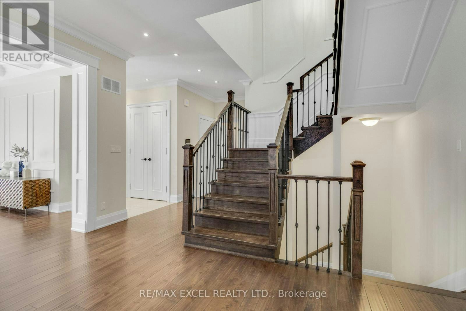 49 Kenton Drive, Toronto, ON, M2R 2H9 - 8