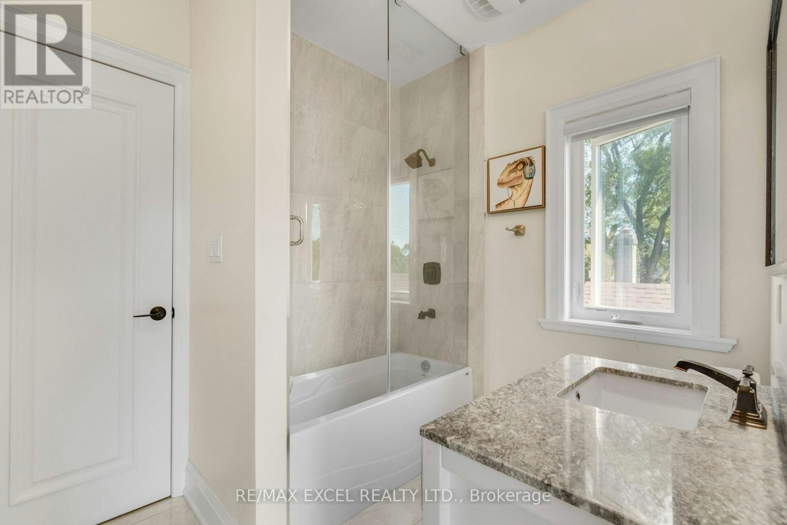 49 Kenton Drive, Toronto, ON, M2R 2H9 - 29