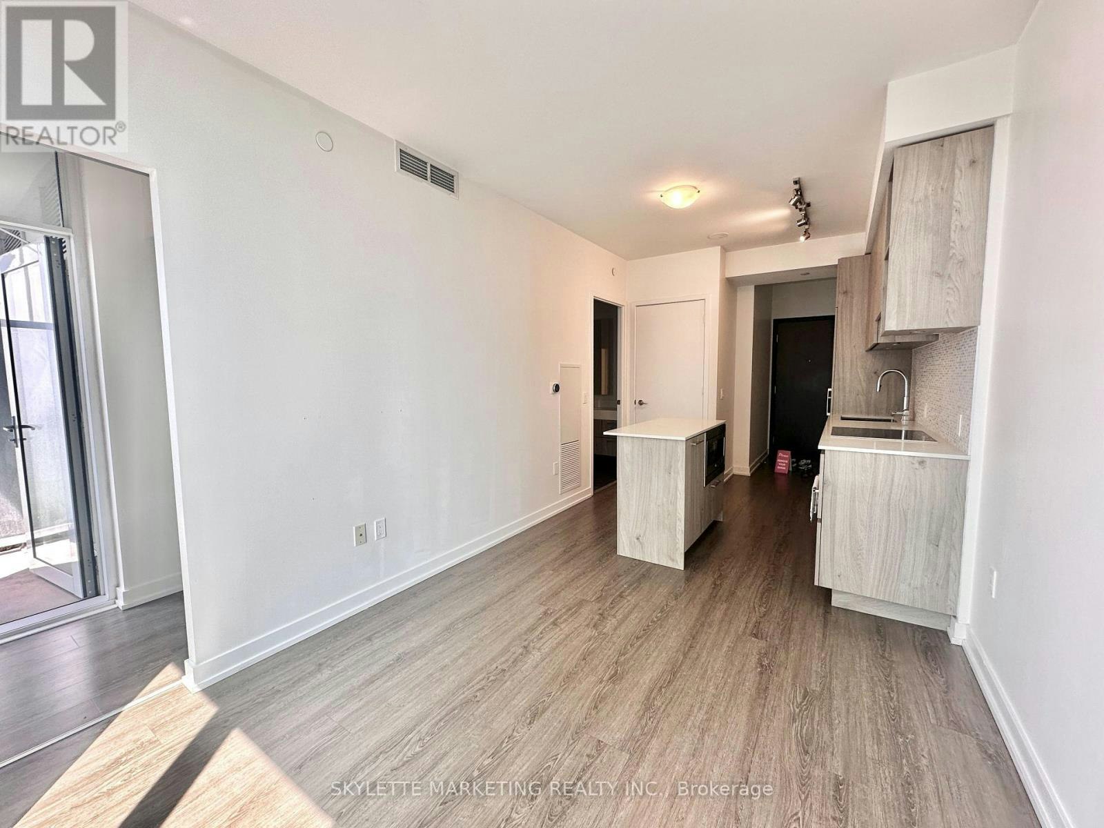 3403-1 Yorkville Avenue, Toronto, ON, M4W 0B1 - 5