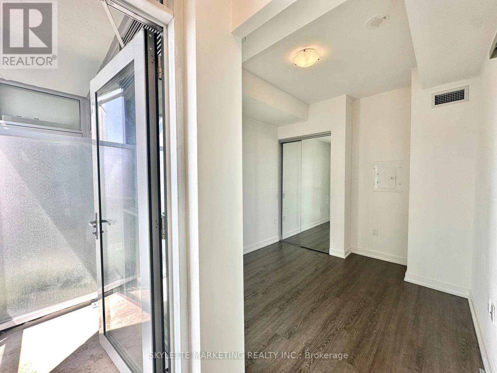 3403-1 Yorkville Avenue, Toronto, ON, M4W 0B1 - 6