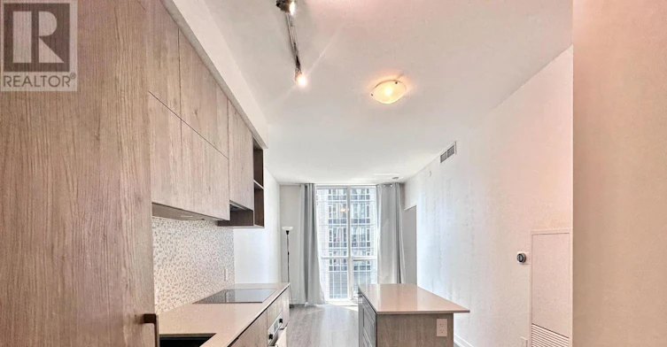 3403-1 Yorkville Avenue, Toronto, ON, M4W 0B1 - 2