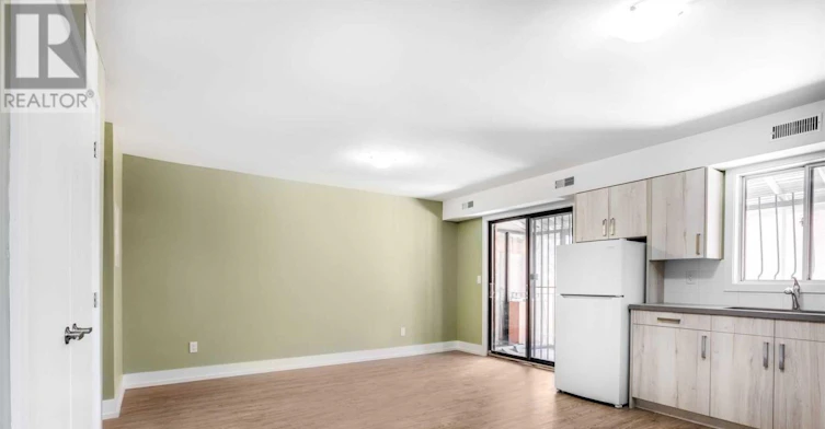 MAIN-86 Givins Street, Toronto, ON, M6J 2X8 - 9