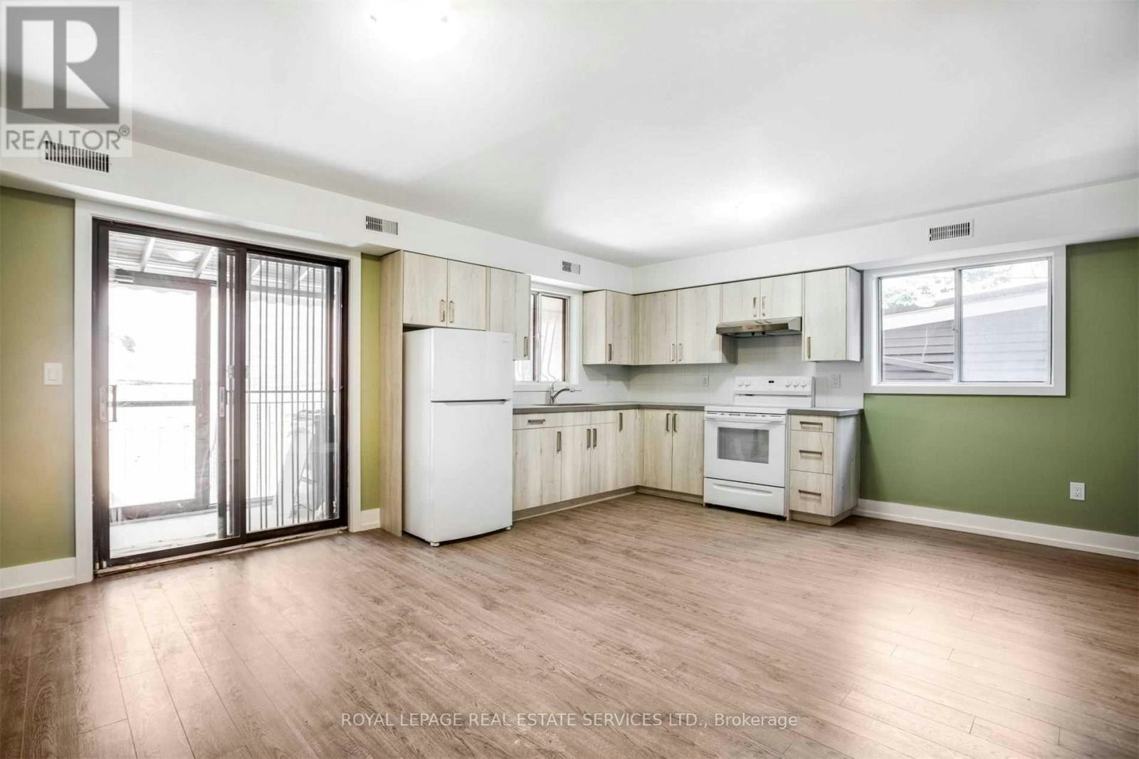MAIN-86 Givins Street, Toronto, ON, M6J 2X8 - 5