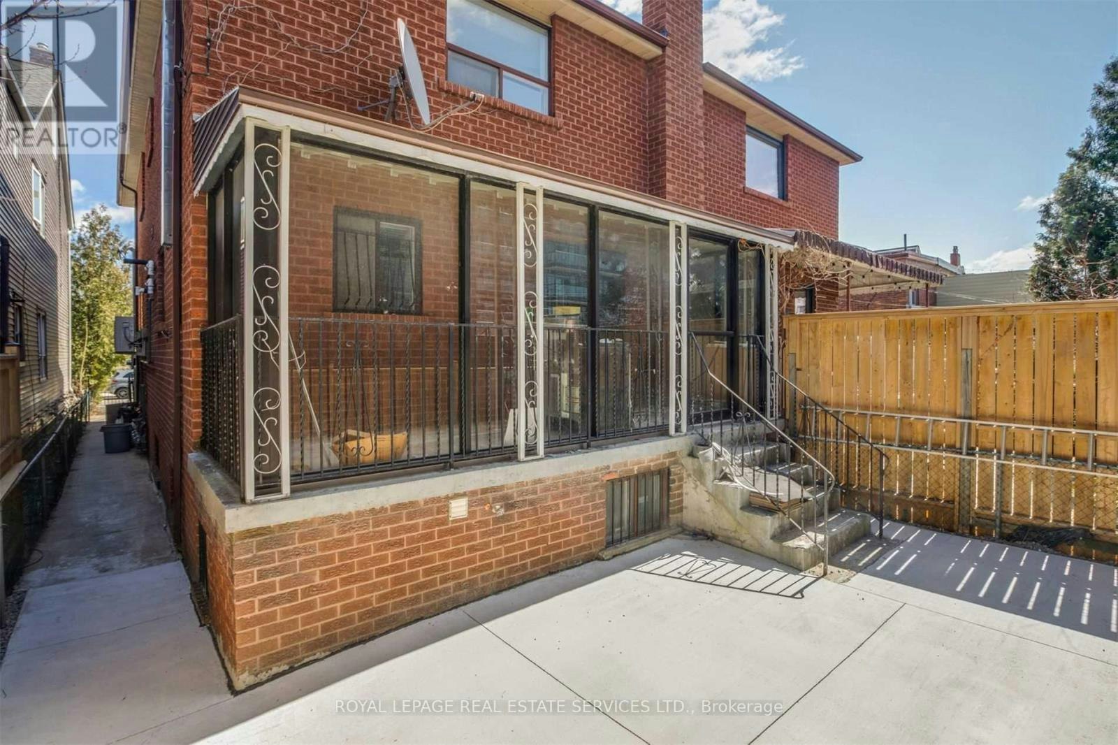 MAIN-86 Givins Street, Toronto, ON, M6J 2X8 - 19