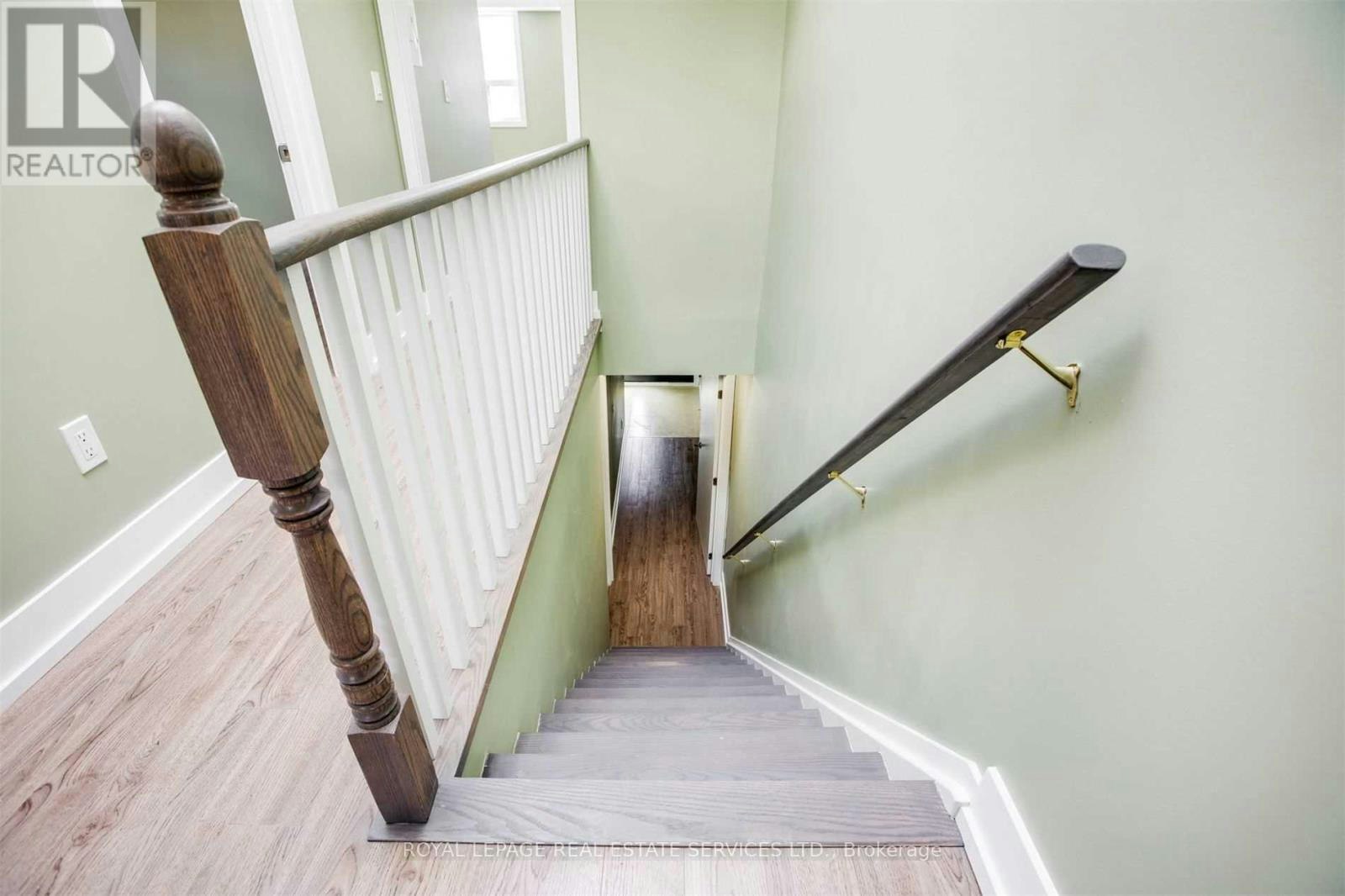 UPPER-86 Givins Street, Toronto, ON, M6J 2X8 - 6