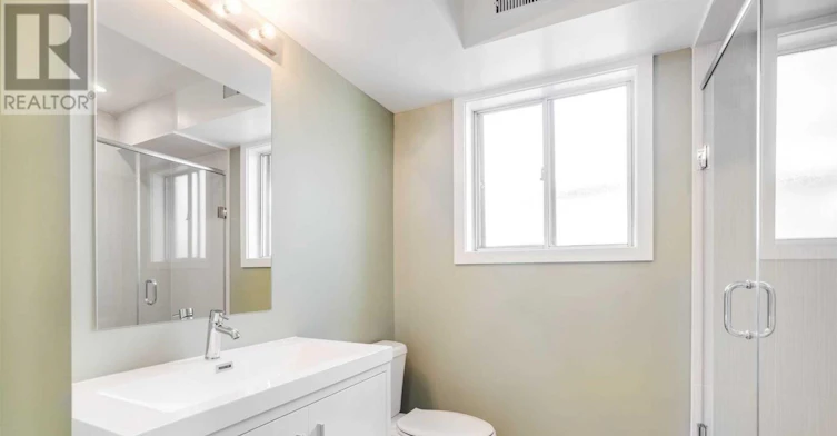 UPPER-86 Givins Street, Toronto, ON, M6J 2X8 - 22