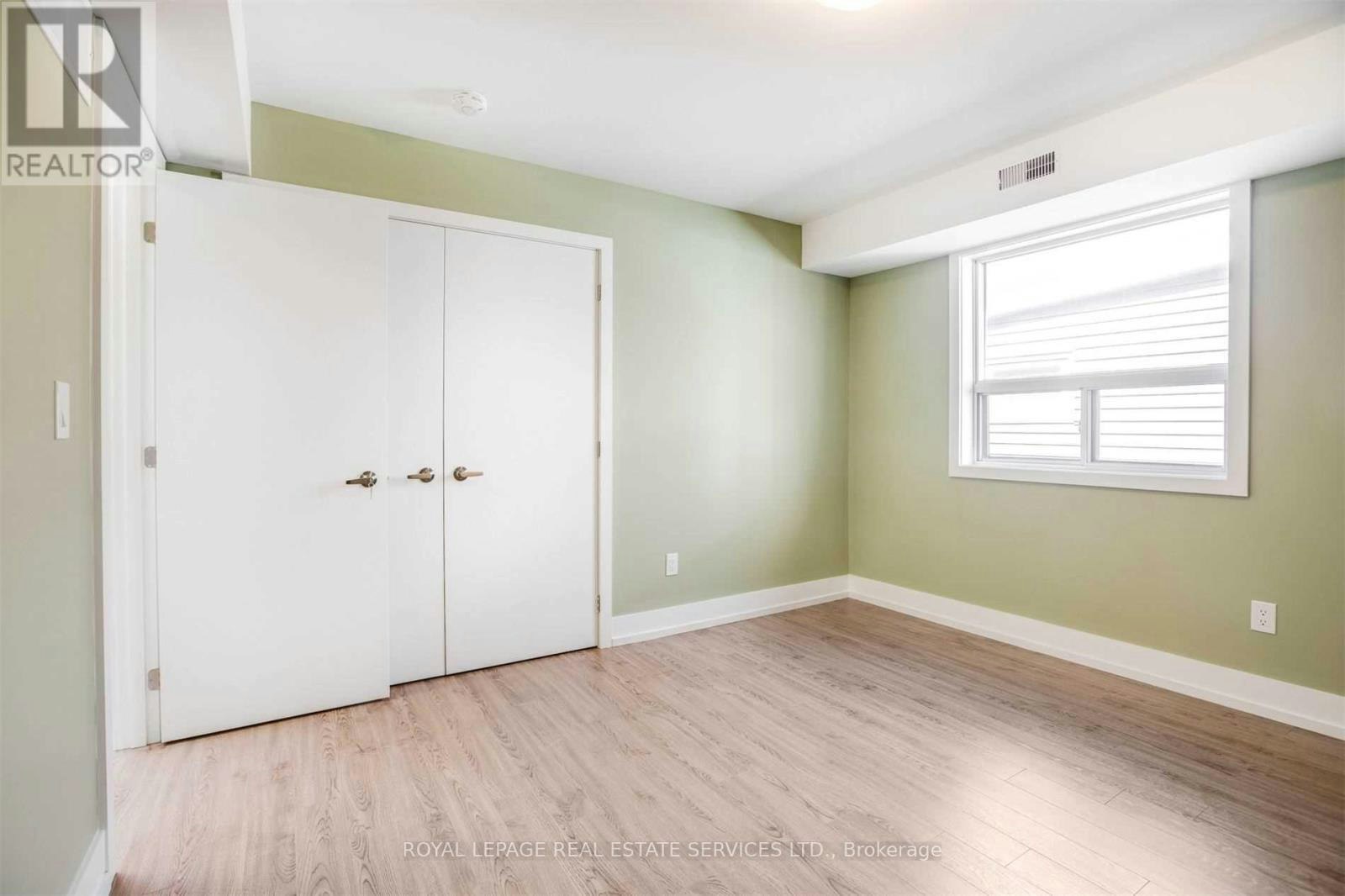 UPPER-86 Givins Street, Toronto, ON, M6J 2X8 - 18