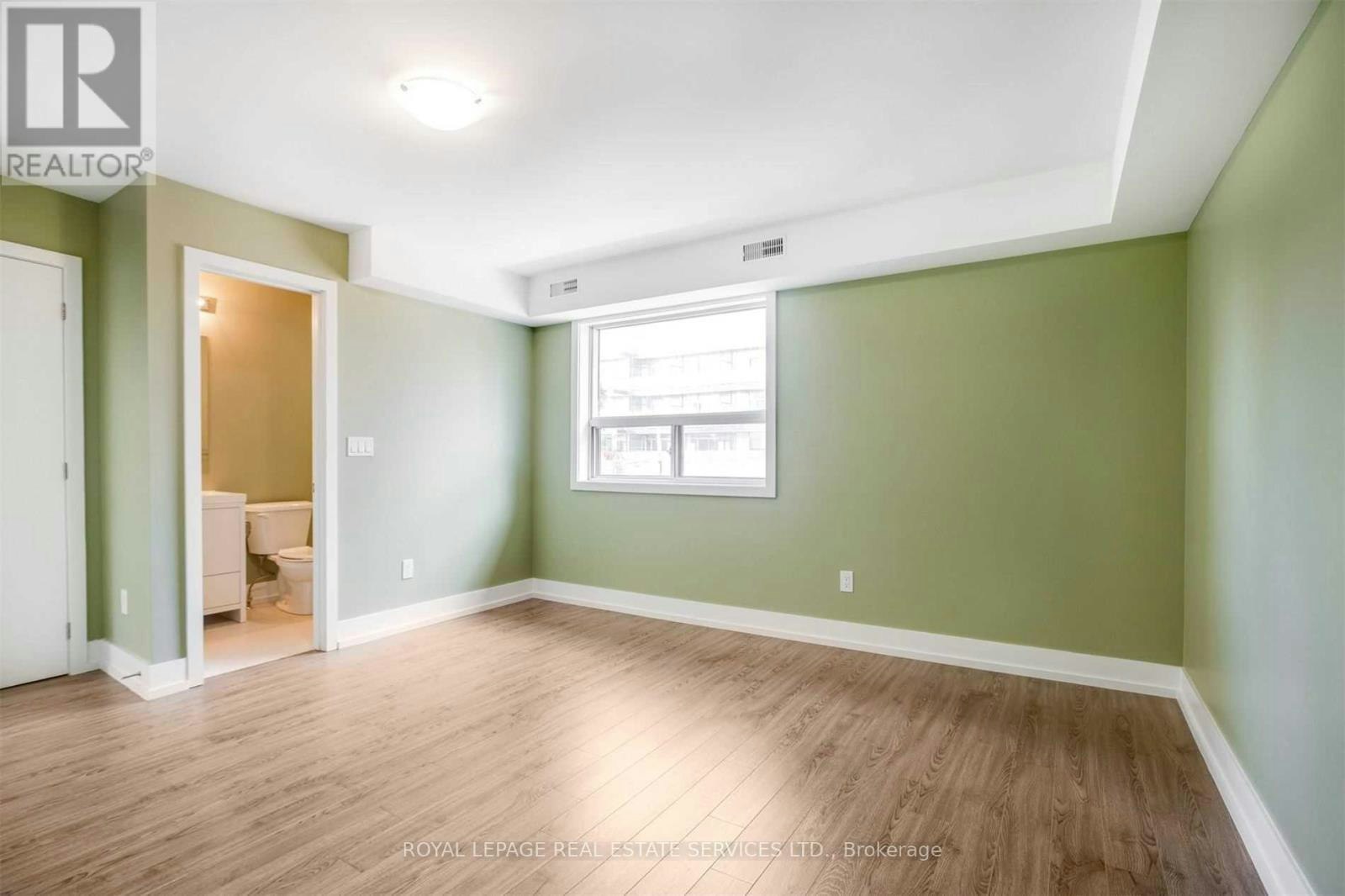 UPPER-86 Givins Street, Toronto, ON, M6J 2X8 - 11