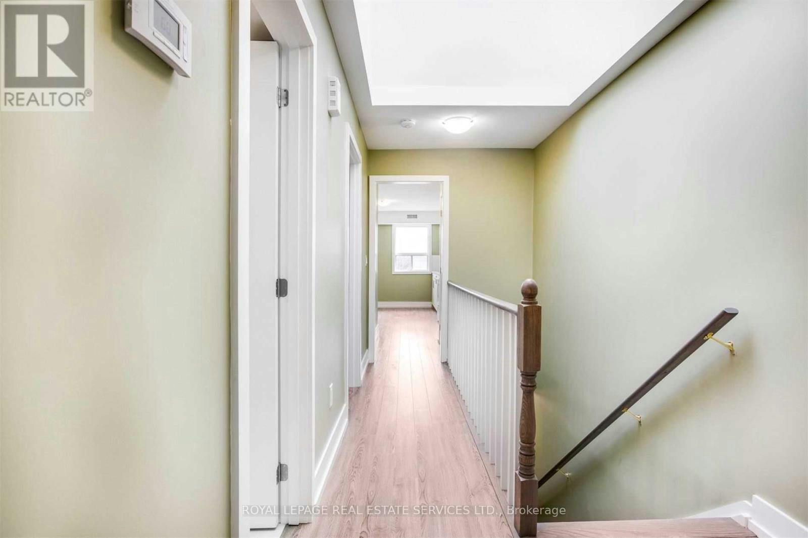 UPPER-86 Givins Street, Toronto, ON, M6J 2X8 - 8