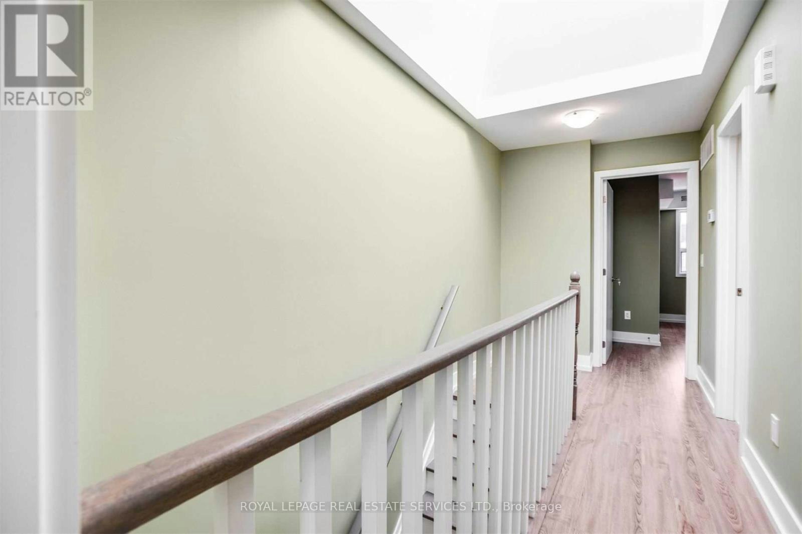 UPPER-86 Givins Street, Toronto, ON, M6J 2X8 - 9