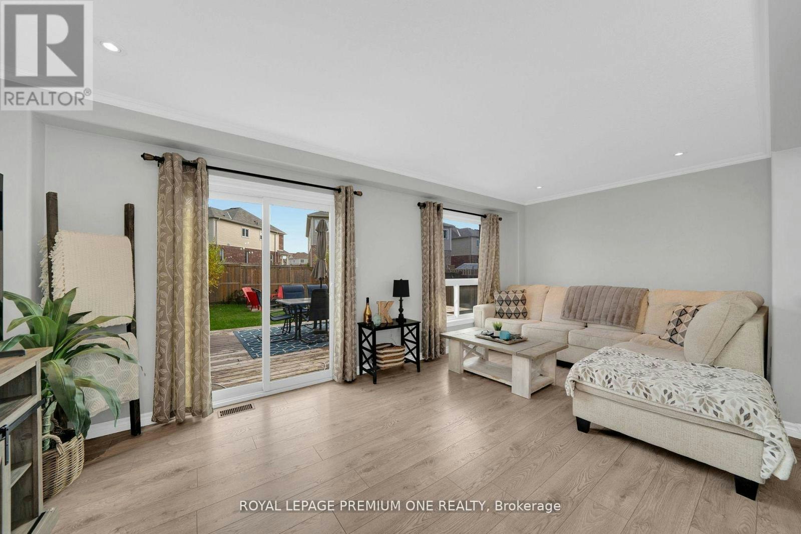 31 Stevenson Street, Essa, ON, L0M 1B6 - 16