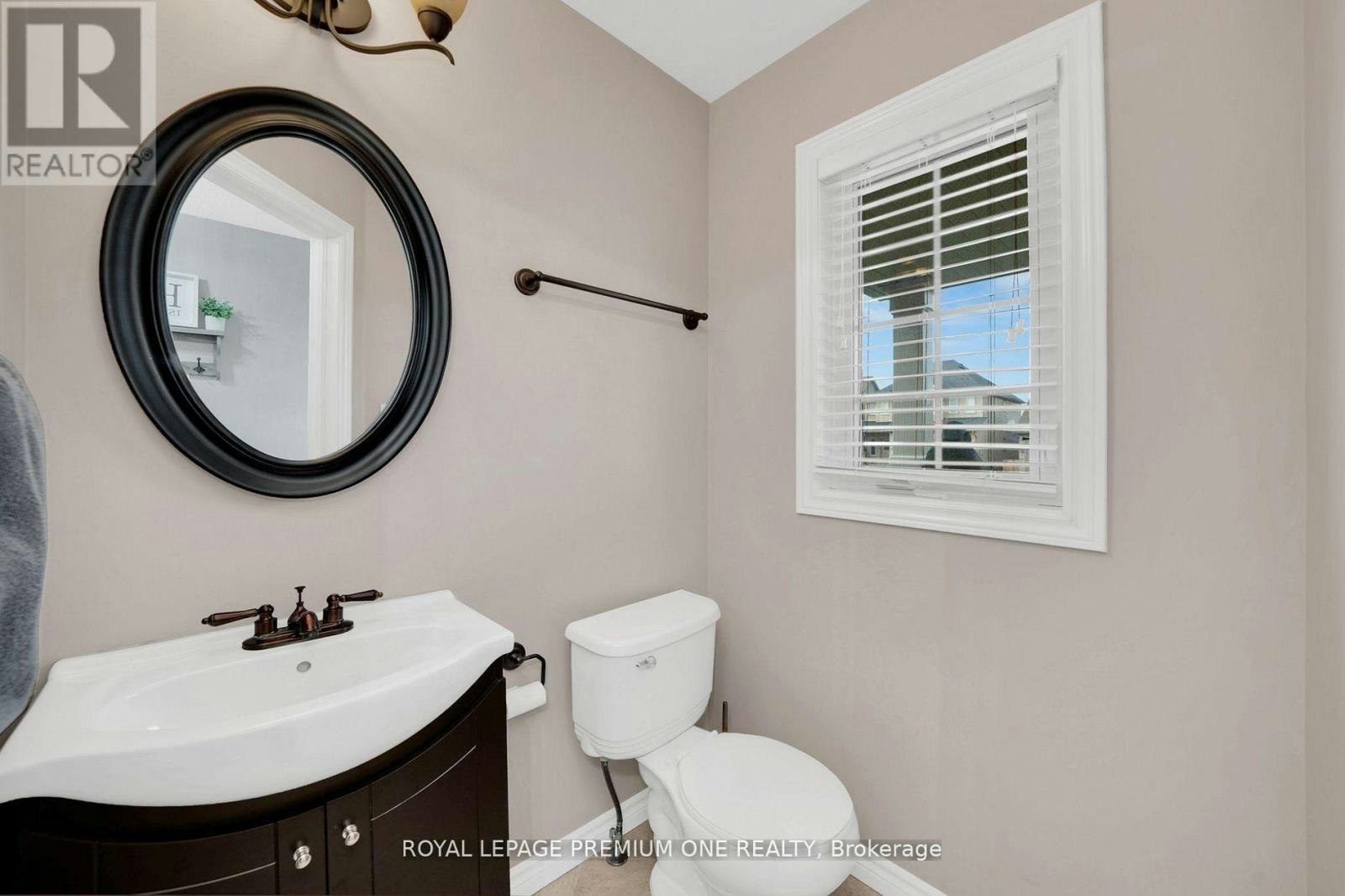 31 Stevenson Street, Essa, ON, L0M 1B6 - 6