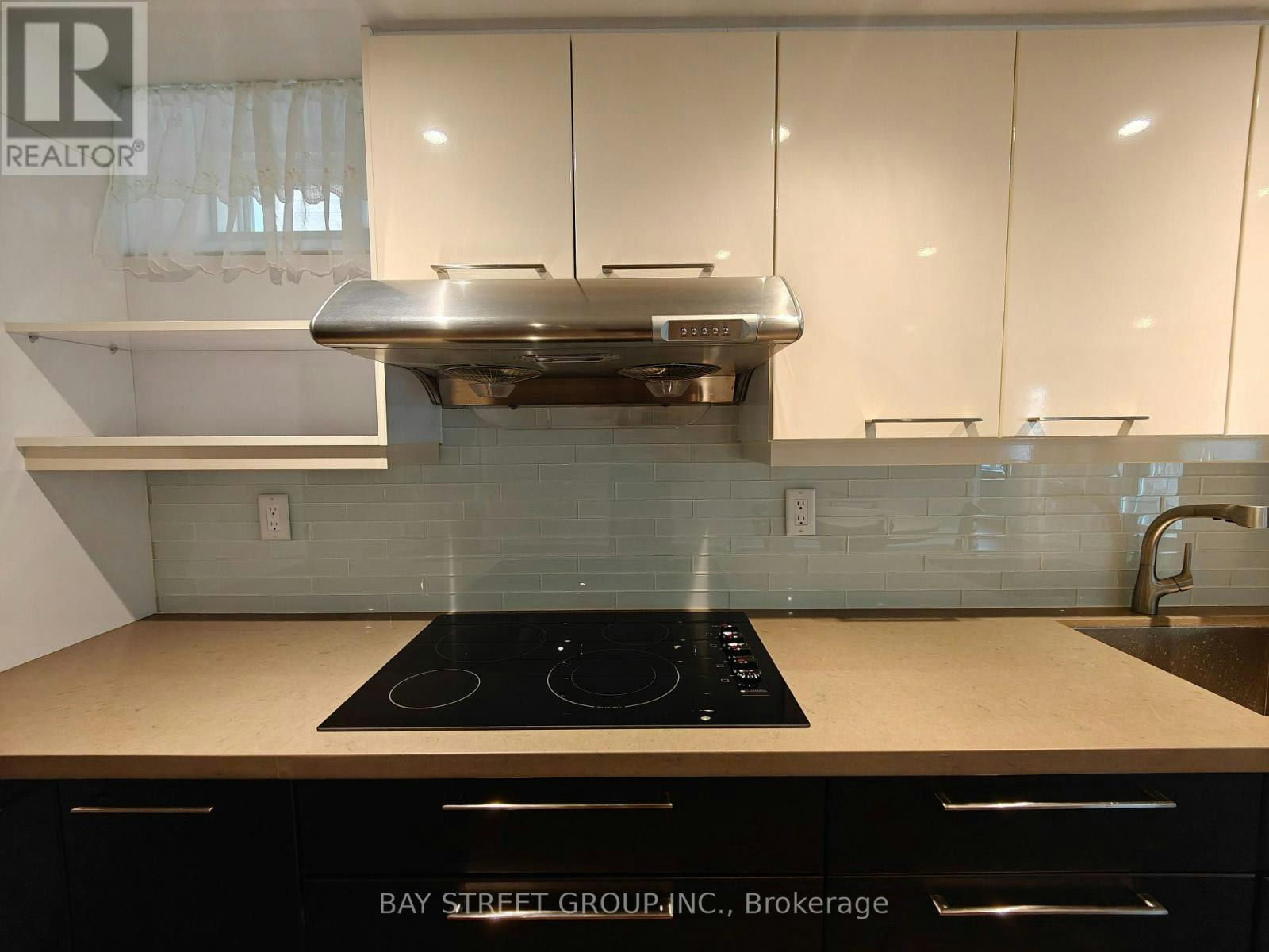80 Bush Ridges Avenue, Richmond Hill, ON, L4E 0N6 - 8