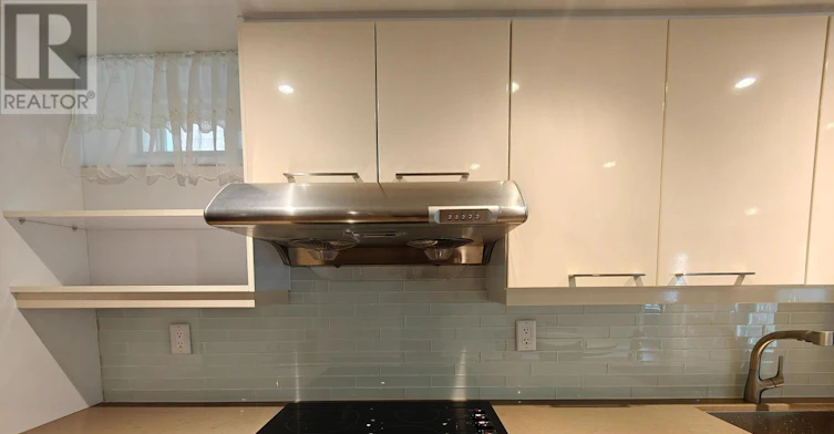 80 Bush Ridges Avenue, Richmond Hill, ON, L4E 0N6 - 8