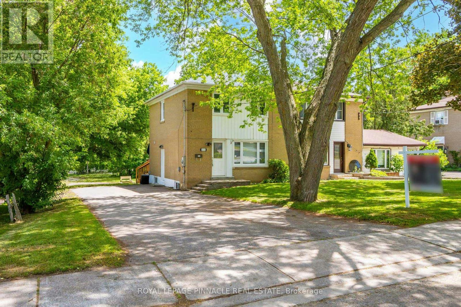 11 Elizabeth Street, Markham, ON, L3P 2B3