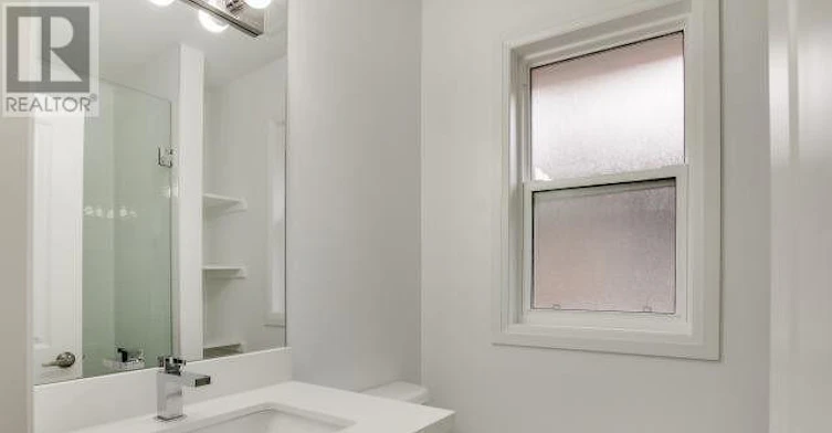 3-148 Portland Street, Toronto, ON, M8Y 1B2 - 9