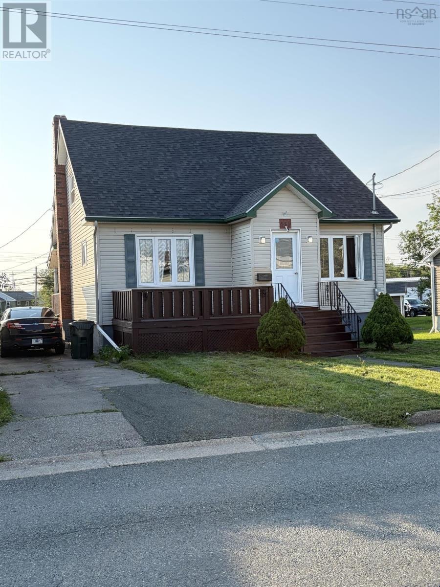151 Gray Street, Sydney, NS, B1P 4L3
