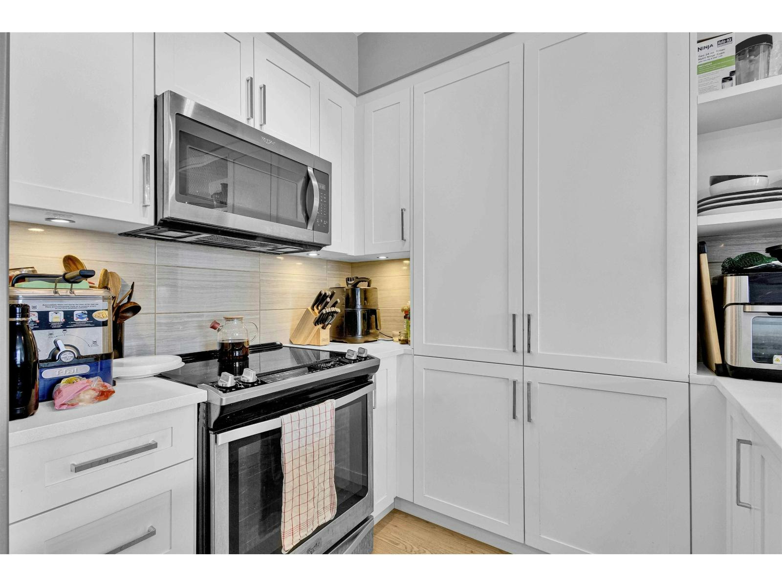 D301-20211 66 Avenue, Langley, BC, V2Y 0L4 - 8