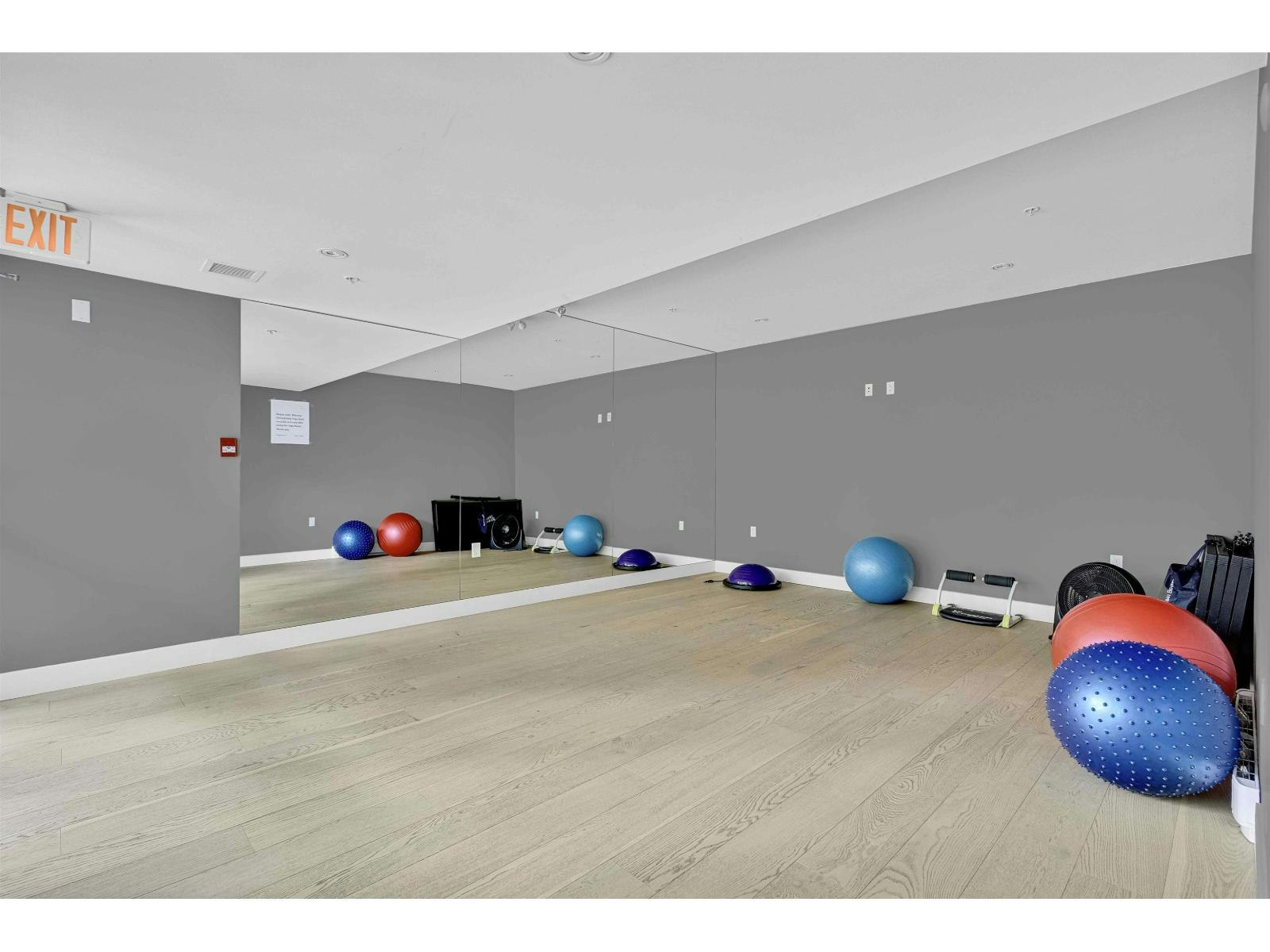 D301-20211 66 Avenue, Langley, BC, V2Y 0L4 - 21