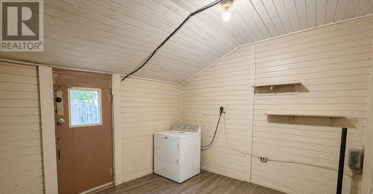 REAR-220 Hamilton Road, London, ON, N5Z 1R1 - 11