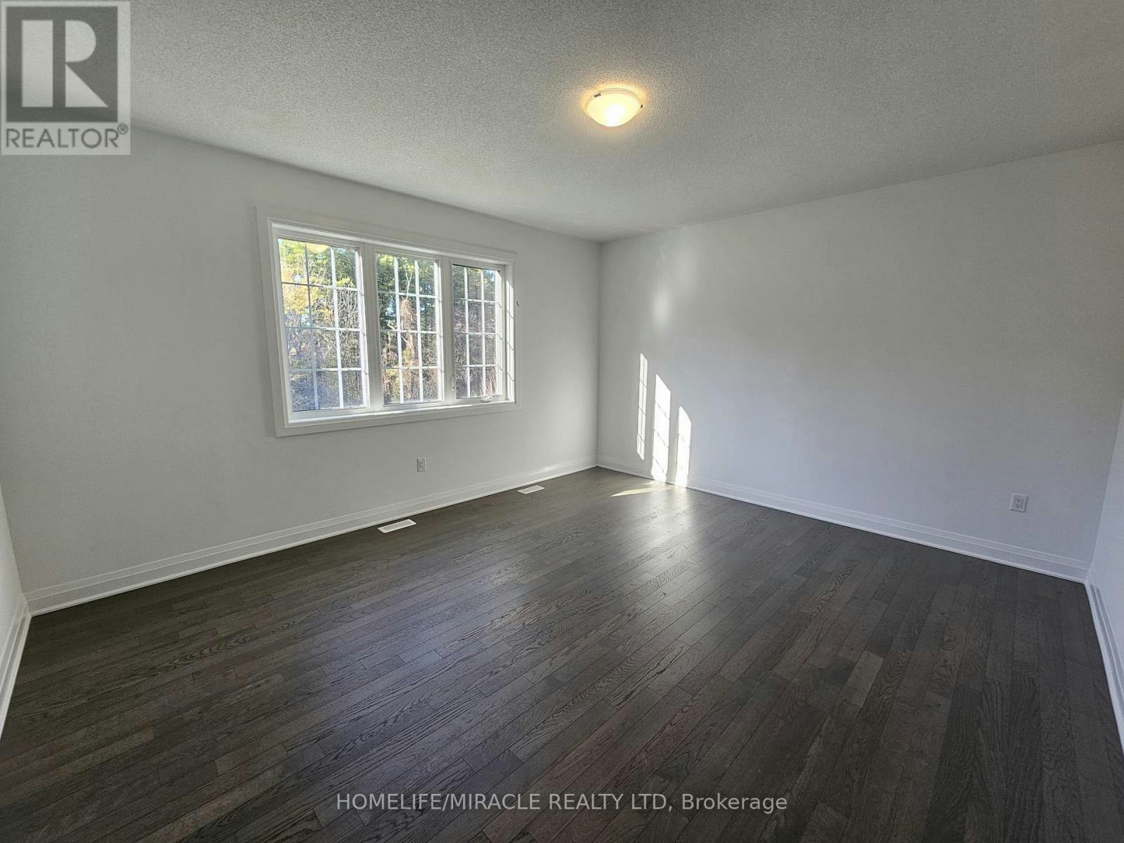 1869 Narcissus Gardens, Pickering, ON, L1X 2R2 - 18
