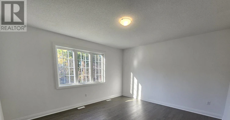 1869 Narcissus Gardens, Pickering, ON, L1X 2R2 - 18