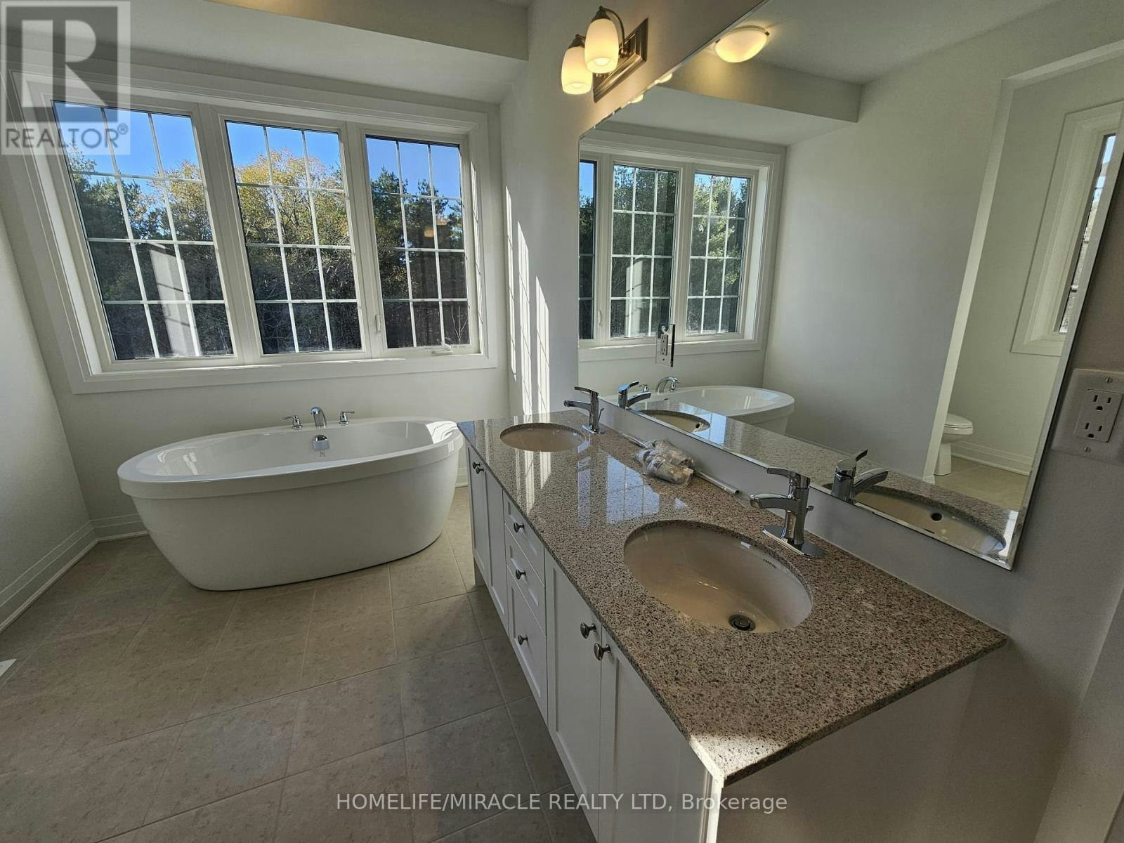1869 Narcissus Gardens, Pickering, ON, L1X 2R2 - 27