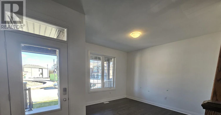1869 Narcissus Gardens, Pickering, ON, L1X 2R2 - 7