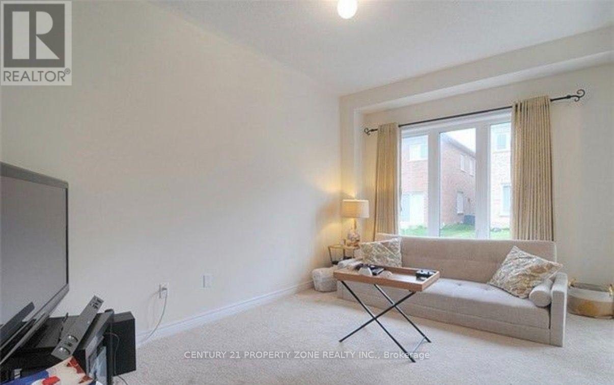 38 Banbridge Crescent, Brampton, ON, L6X 5L9 - 4