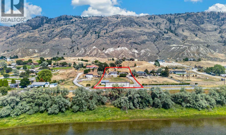 3197 Shuswap Road