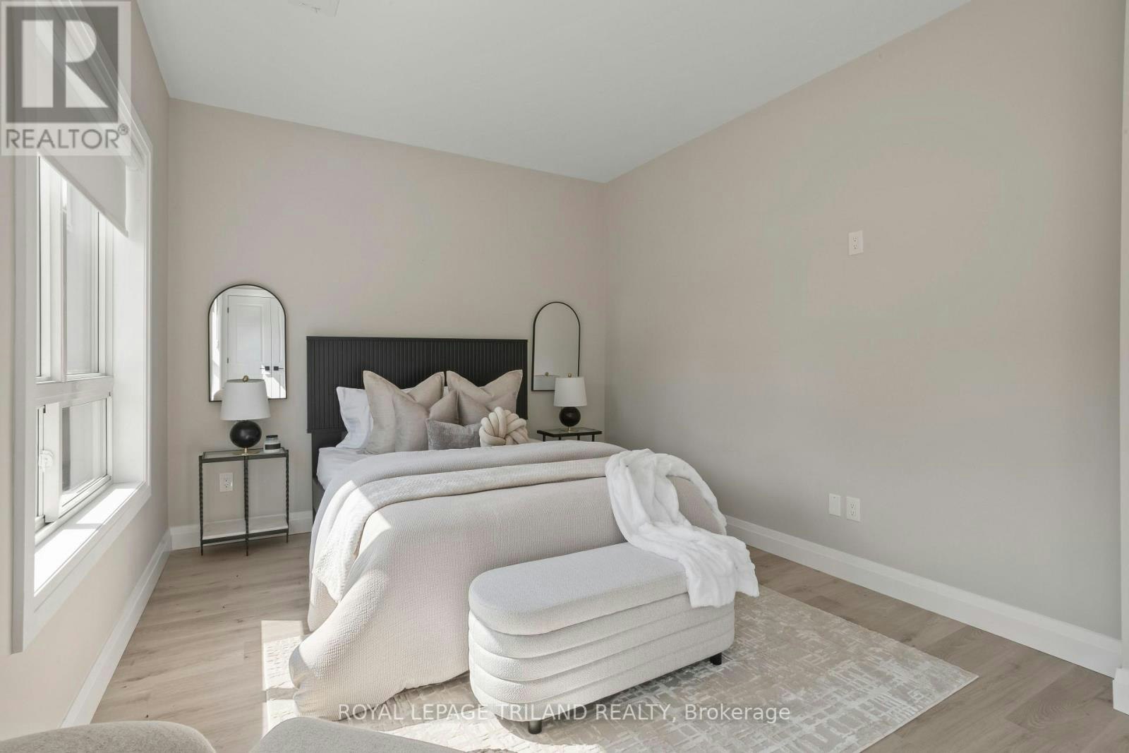 208-33318 Richmond Street, Lucan Biddulph, ON, N0M 2J0 - 10