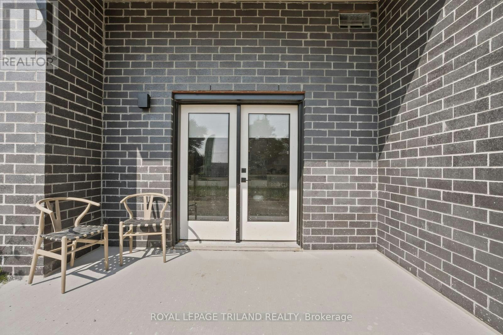208-33318 Richmond Street, Lucan Biddulph, ON, N0M 2J0 - 8