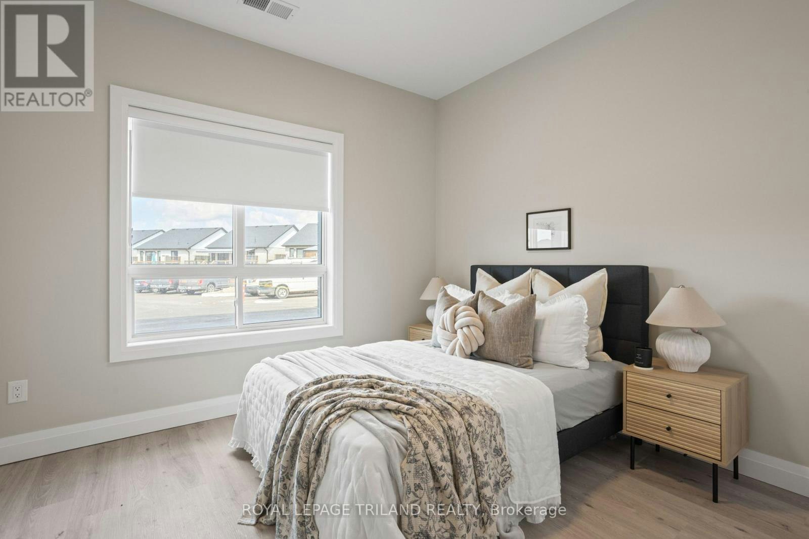 101-33318 Richmond Street, Lucan Biddulph, ON, N0M 2J0 - 7