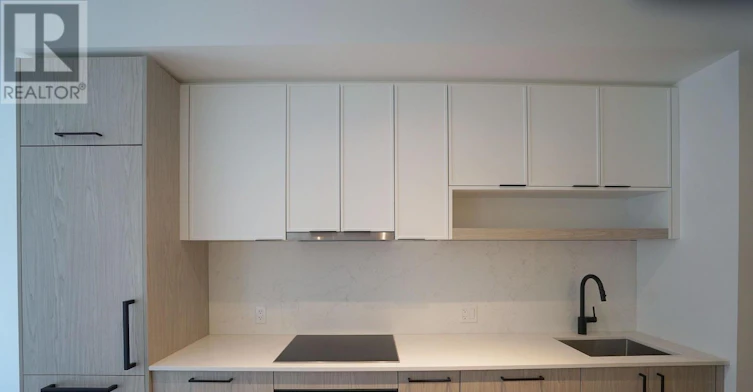 502-91 Montclair Avenue, Toronto, ON, M5P 0B1 - 2