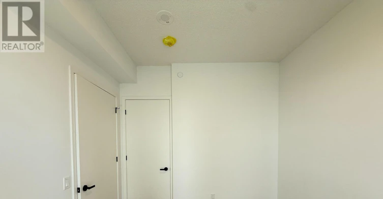 2015-8 Interchange Way, Vaughan, ON, L4K 0R2 - 6